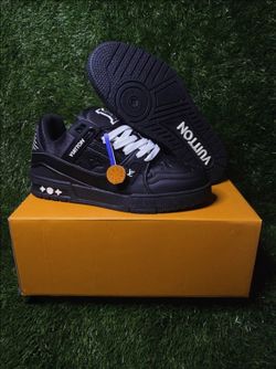 Louis Vuitton Trainer Sneakers Black