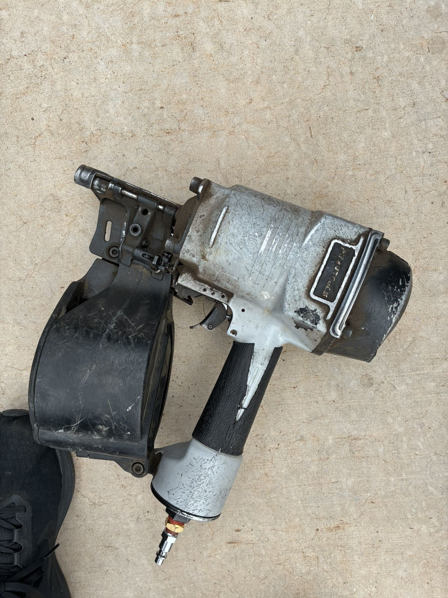 Coil Nailer