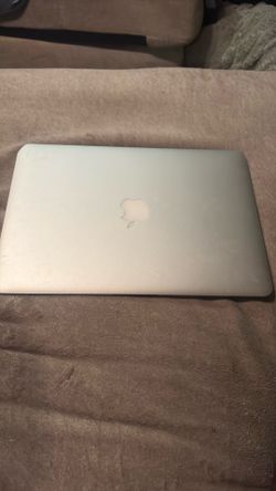 does anyone wanna trade a iphone for mac book air 2015