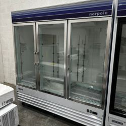 Commercial Refrigerator 