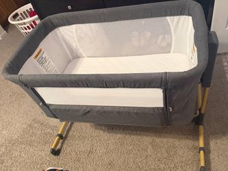Used Bassinet