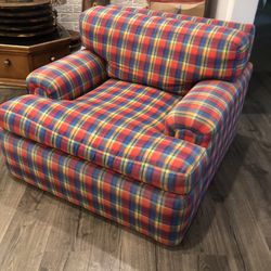 Super comfortable  Oversized Chair In Like New Condition 