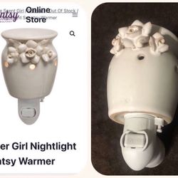 Scentsy Wax Warmer (Bulb Included) 