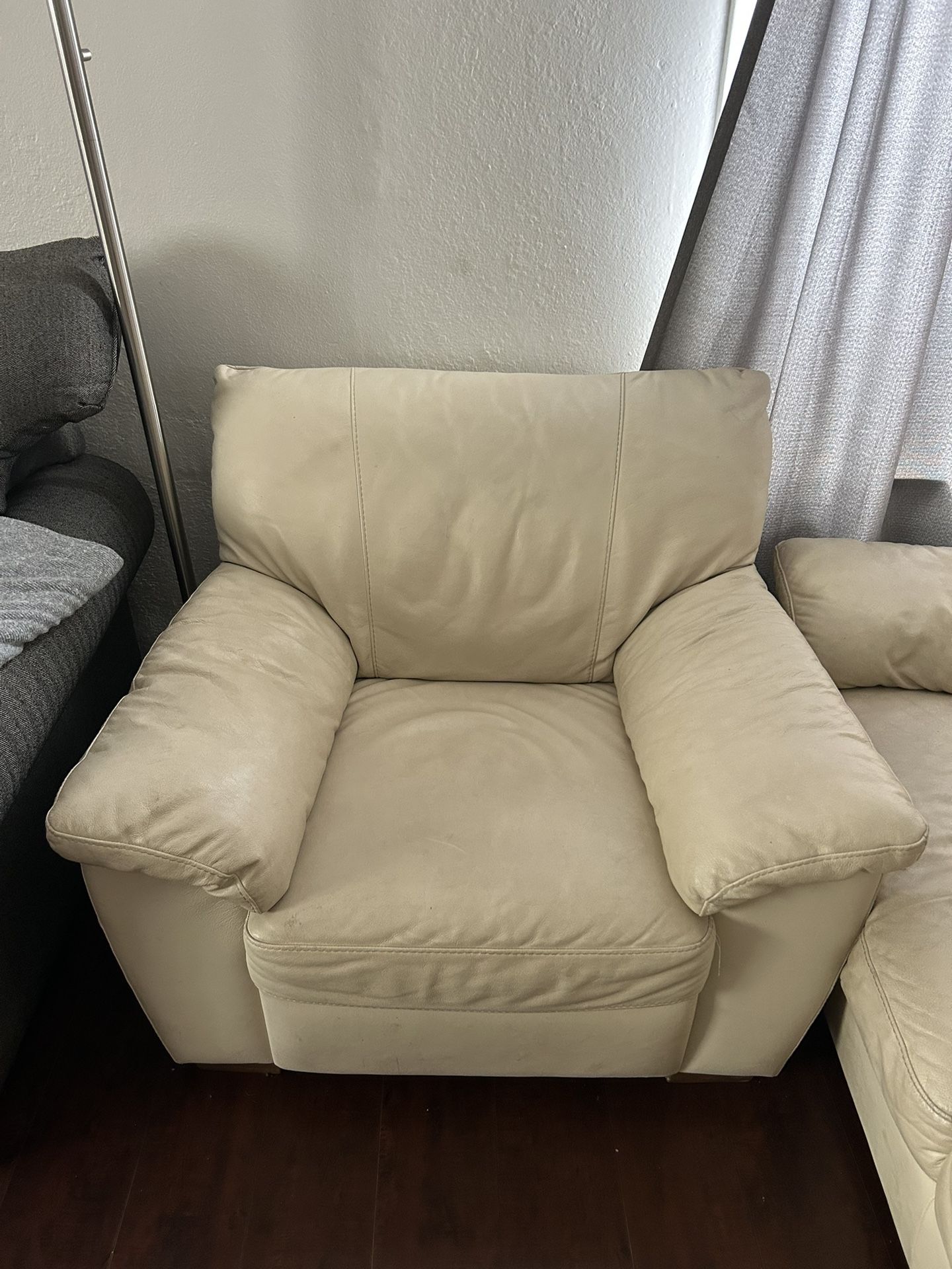 White/Cream Leather Couches for Sale in Los Angeles, CA OfferUp