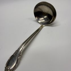 1847 Rogers Bros Remembrance Gravy Ladle Silverplate Vintage 6in