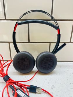 NEW Plantronics Blackwire C520 USB Headset w/ Mic & Case