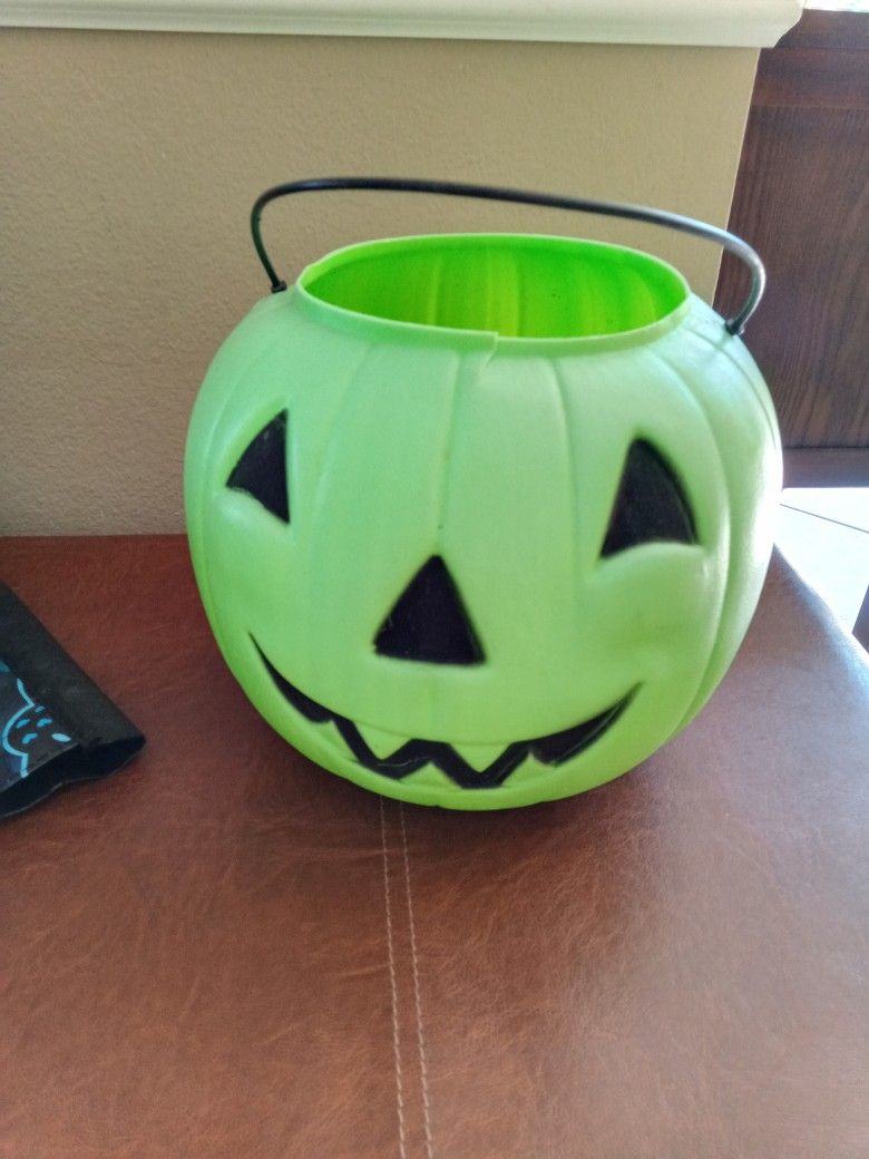 Halloween Pumpkin For Candy 