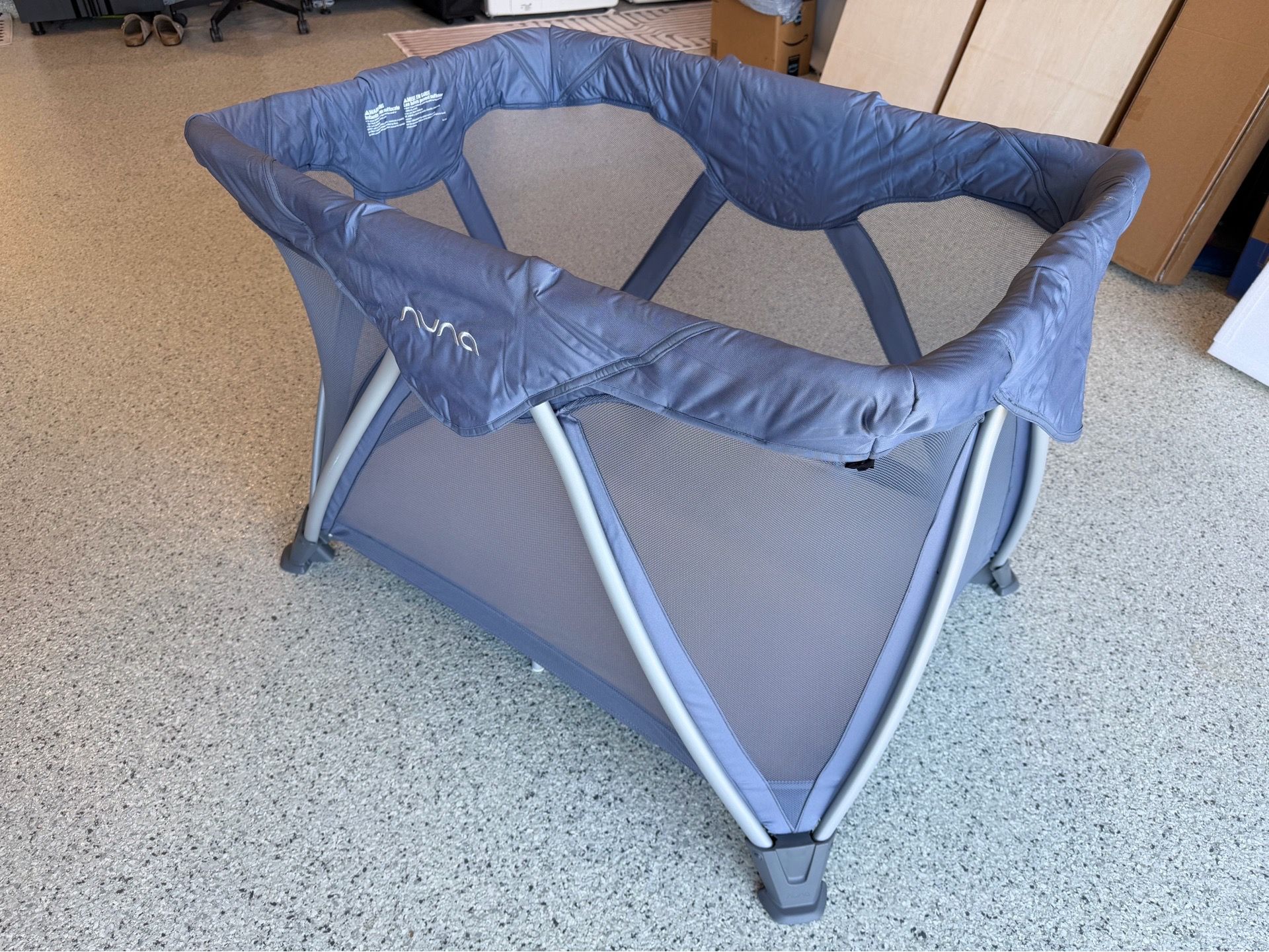 NUNA SENA AIRE - “Pack&Play” Travel Crib