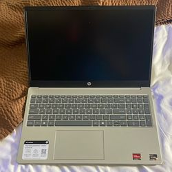 Brand New HP 15” Touchscreen Laptop – Silver 