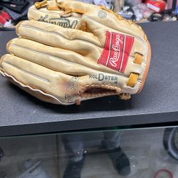 Lefty Leather Raulings Glove excellent condition
