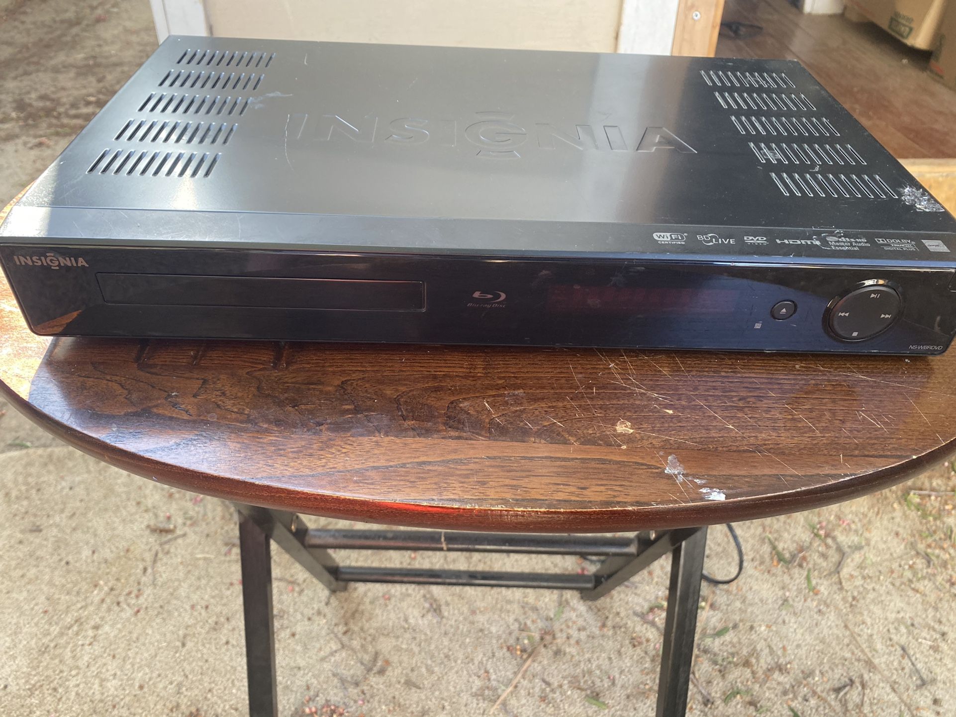 Insignia Blu Ray DVD Player