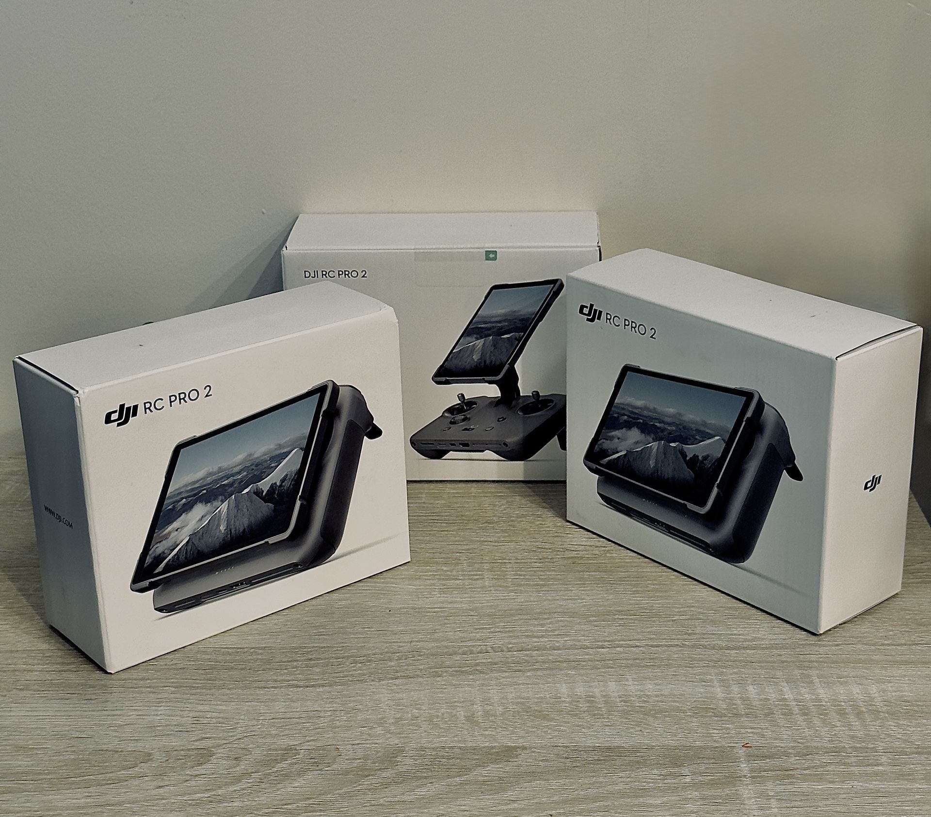 DJI RC Pro 2 Smart Controller - brand new/Mavic 4,3, Air 3, Mini 4 Pro, USA