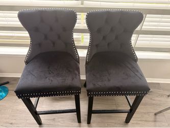 Black Velvet Tufted Bar Stools