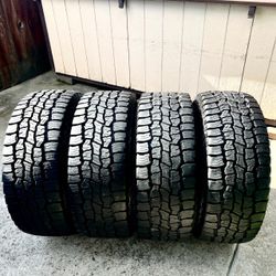 2025 265/70R17 (31.5x10.5r17) Les Schwab Open Range A/T Plus Load E 10 Ply 85% Tread