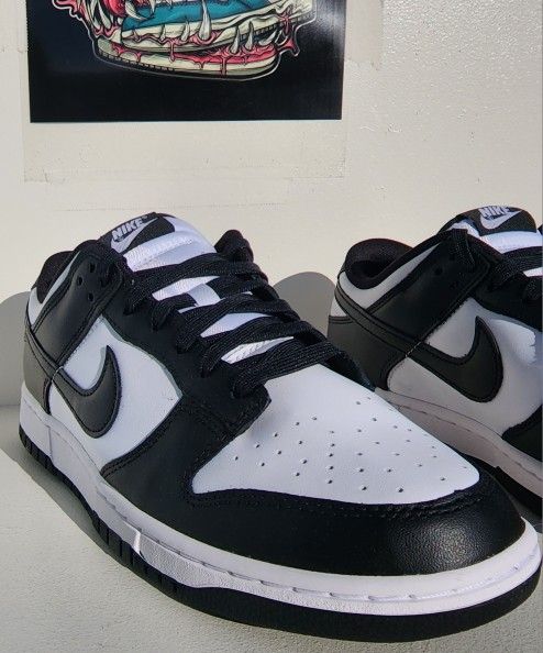 Nuke Dunk Low Panda