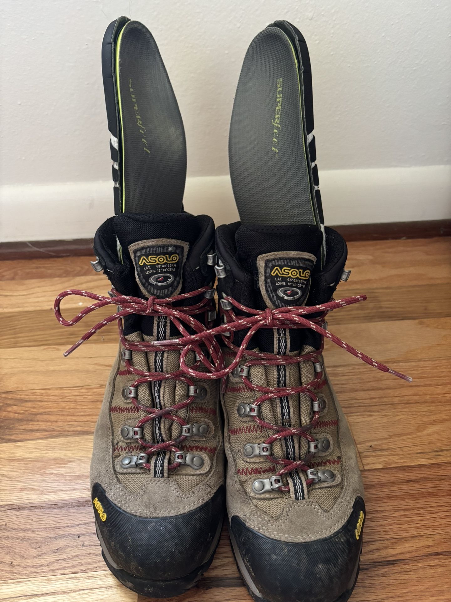 Asolo Fugitive GTX Hiking Boots - Men’s