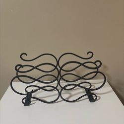 Pier I Imports Wrought Iron Wine Bottle Holder/Holds 6 or 7 Bottles