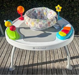 Baby Trend Activity Center