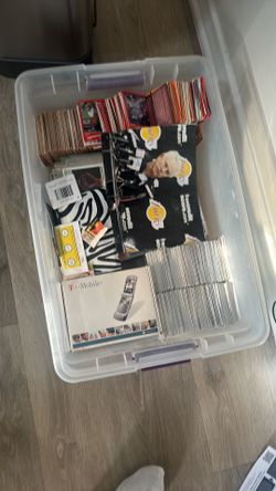 Basket Ball Cards Football  Pokomon Cards 
