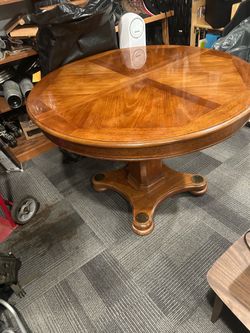 Round Inlayed Solid Wood Dining Table With Leaf
