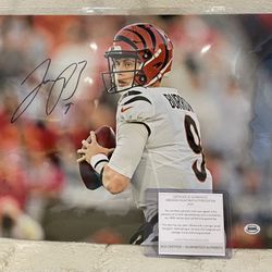 Joe Burrow Cincinnati Bengals Signed Autographed 11x14 Throwing Photo With COA