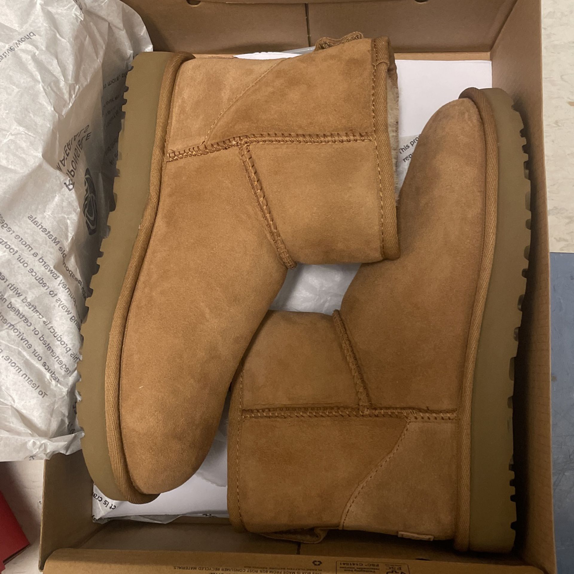 Ugg Boots Size 7 ( Women’s ) 