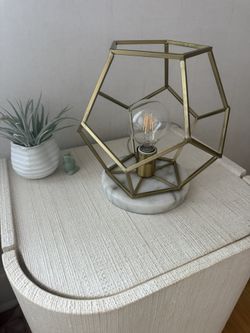 10” James Table Lamp