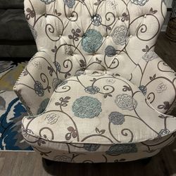 Accent Chairs