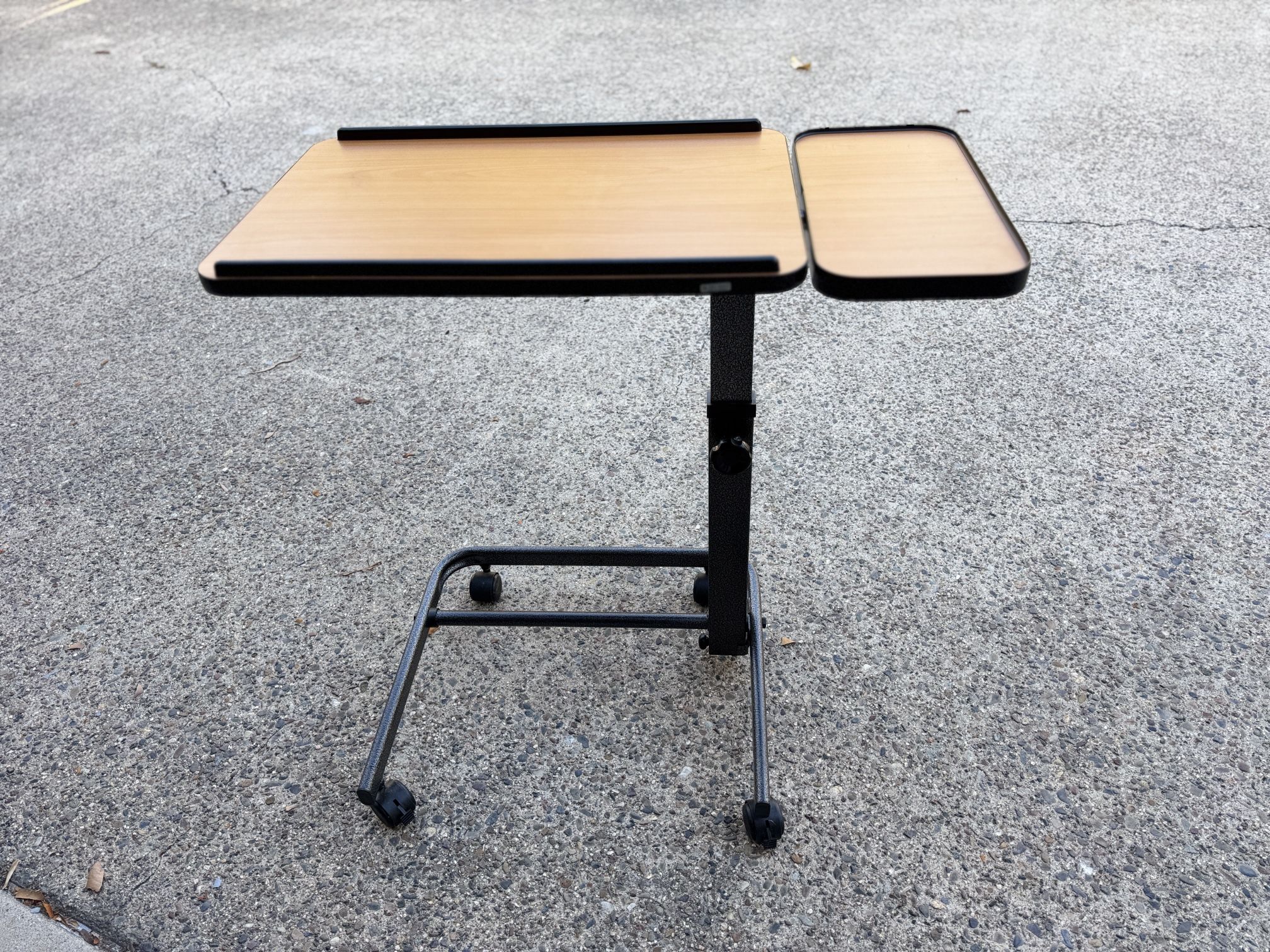Adjustable End Table