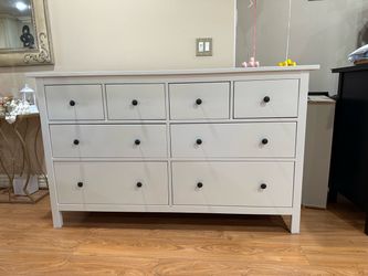 IKEA Dresser ( delivery is available)