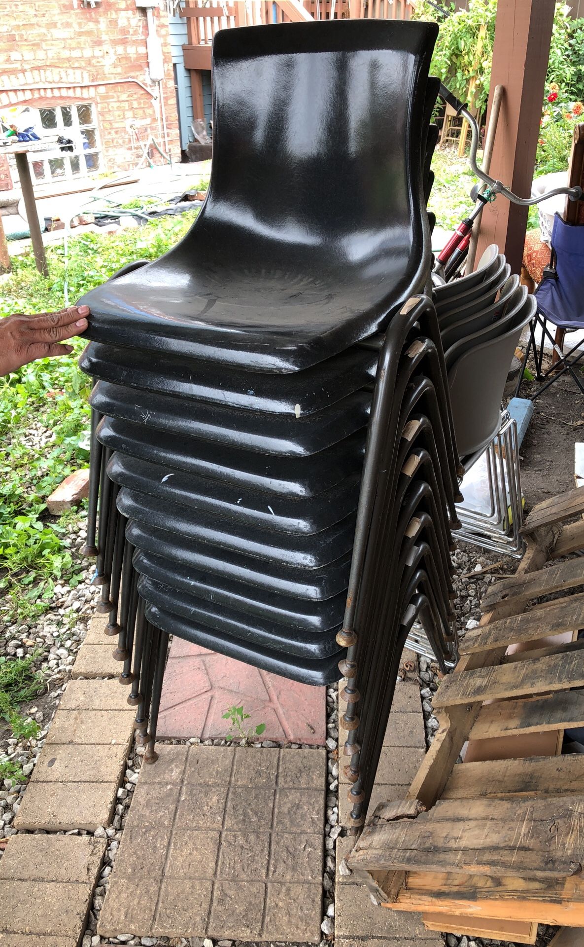 12 Outdoor chairs