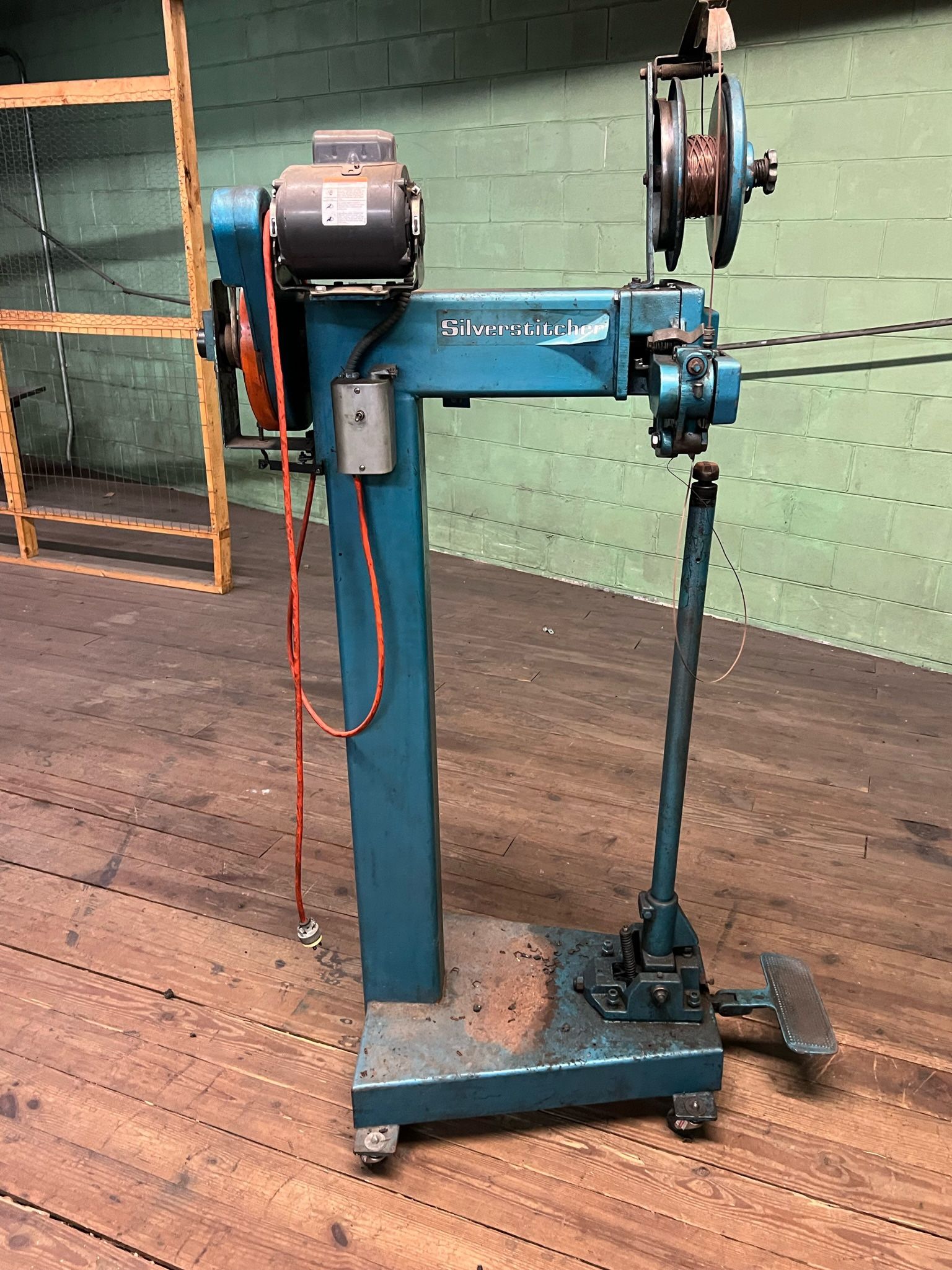 Box Stitcher “silver stitcher” Machine By Interlake