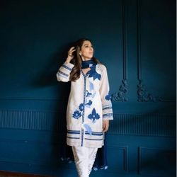 Indian/Pakistani Embroidered Shalwar Kameez With Crushed Dupatta 