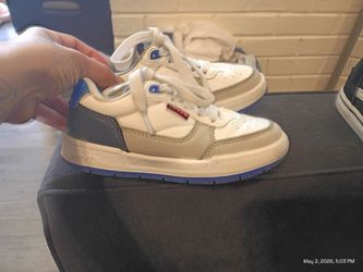 Boys Levis shoes