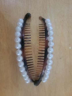 Pearl Beaded Hair Comb Clips