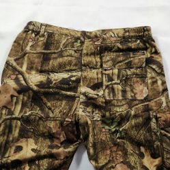 Yukon Gear Camo Cargo Pants Mens 38x32 L  Camouflage Hunting Outdoors Yukon