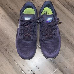 Purple Womens Nike shoes U.S. size 9