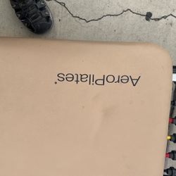 Pílates Exercise Table