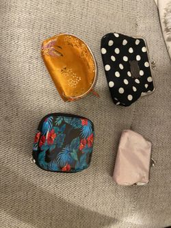 Lot of 4 small coin wallet bag