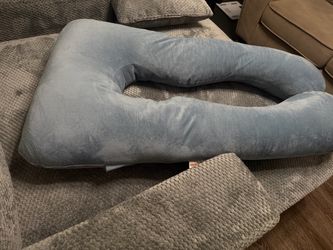 Maternity pillow
