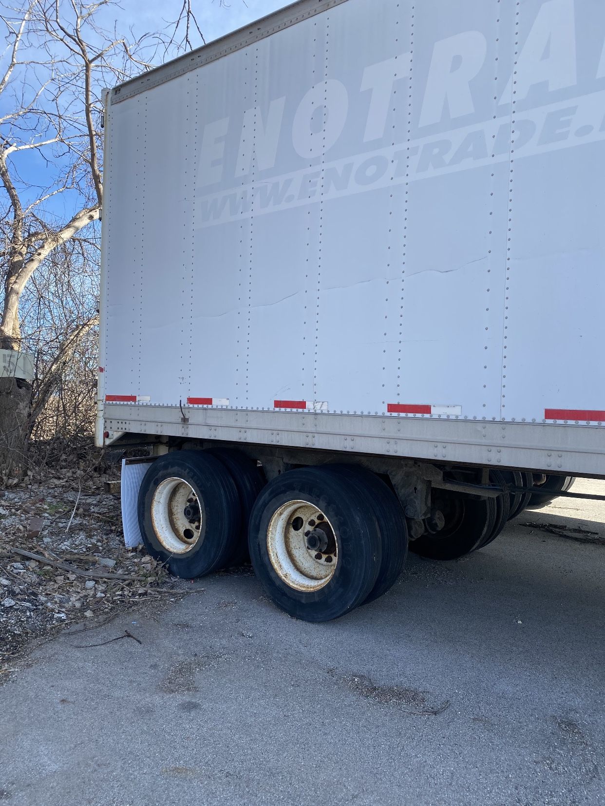 2002 Stoughton 53’ Dry Van
