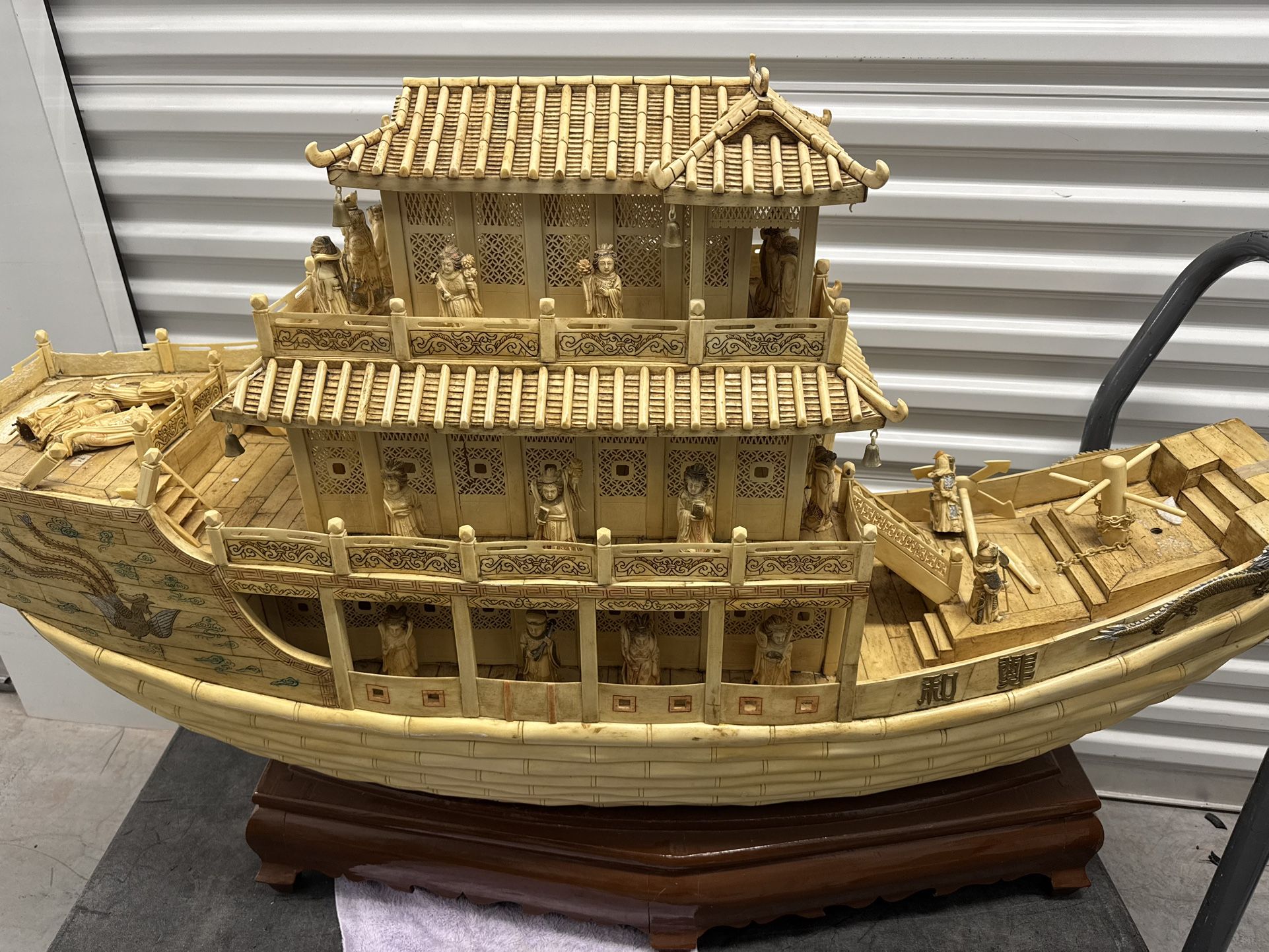 Boat Sculture Bone Ivory of Japanese warriors ship