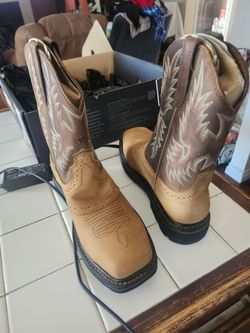 Ariat