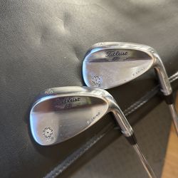 Titleist Vokey SM5 48* & 52* Wedge Set Golf Clubs