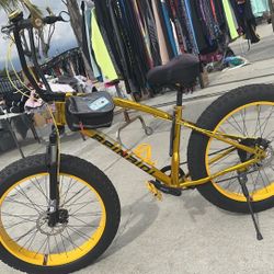 FAT BEACH CRUISER FOR SALE 7 SPEEDS $650