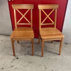 2 Wooden Kitchen Chairs With Criss Cross Backs 