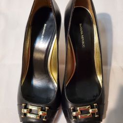 Banana Republic Women Shoes Size 8