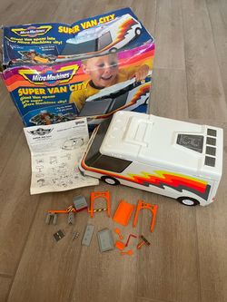 Micro Machines Vintage Galoob Super City Van Camper fold out RV 1991 Playset