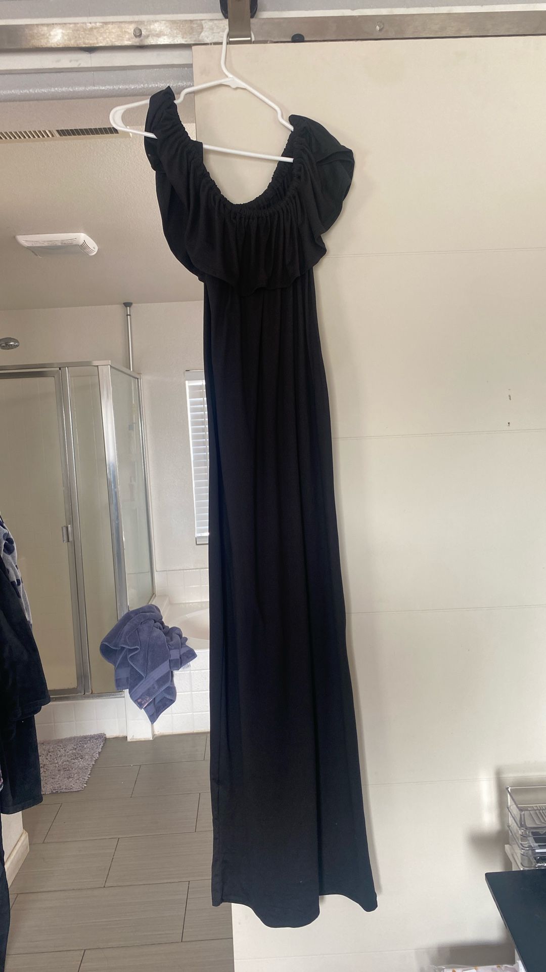 24 seven Dress Size Large