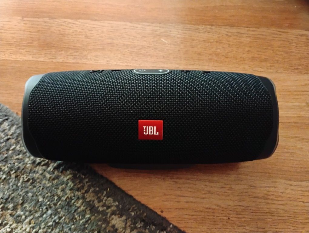 JBL Charge Wireless Bluetooth Speaker (Black)